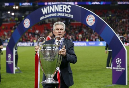 容易在反手 容易在反手